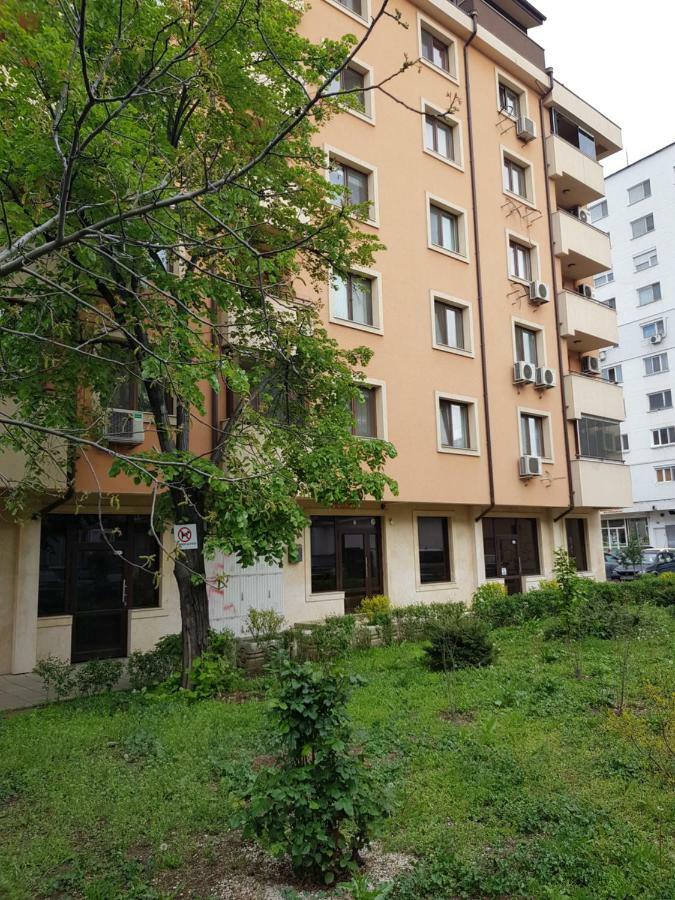 Хепи Апартмънтс Plovdiv Buitenkant foto